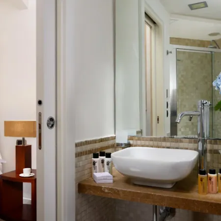 La Hotel 5*