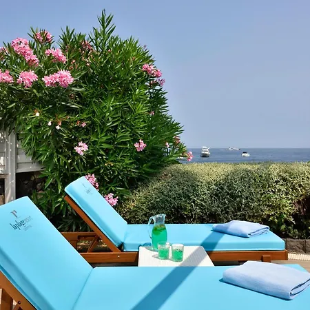 Отель La Таормина