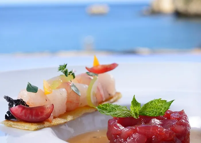 Отель La Таормина